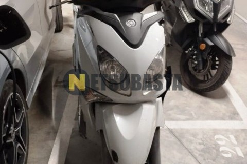 Suzuki Sixteen 125 2010