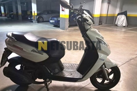 Yamaha XMAX 250 2014