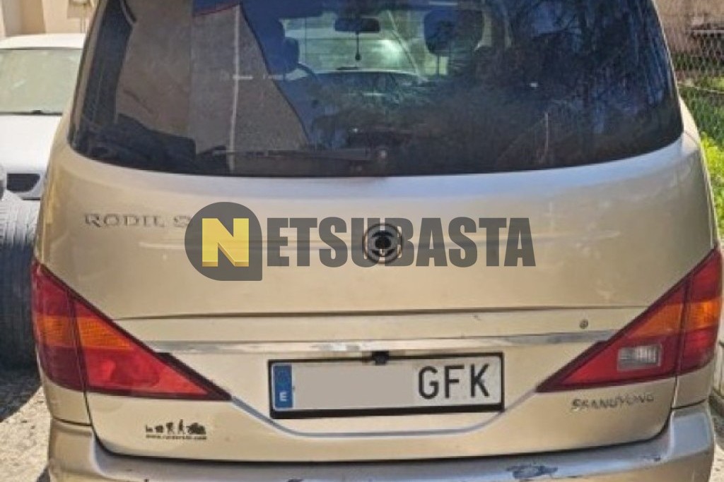 SsangYong Rodius 270Xdi 4x2 2008