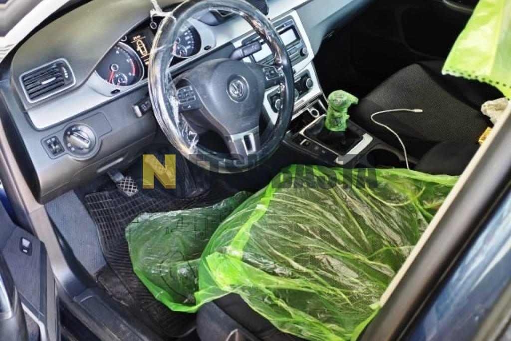 Volkswagen Passat 2.0 TDI BlueMotion Technology 2012