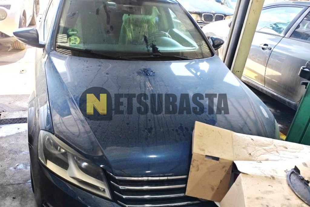 Volkswagen Passat 2.0 TDI BlueMotion Technology 2012