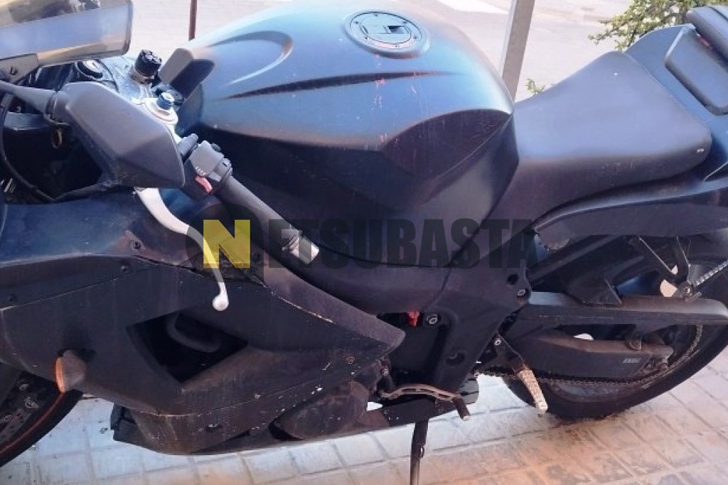 Triumph DAYTONA 600 2004