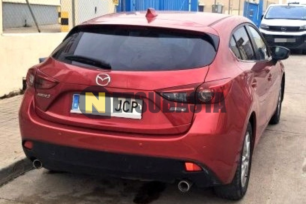 Mazda 3 SKYACTIV-D 2.2 2015