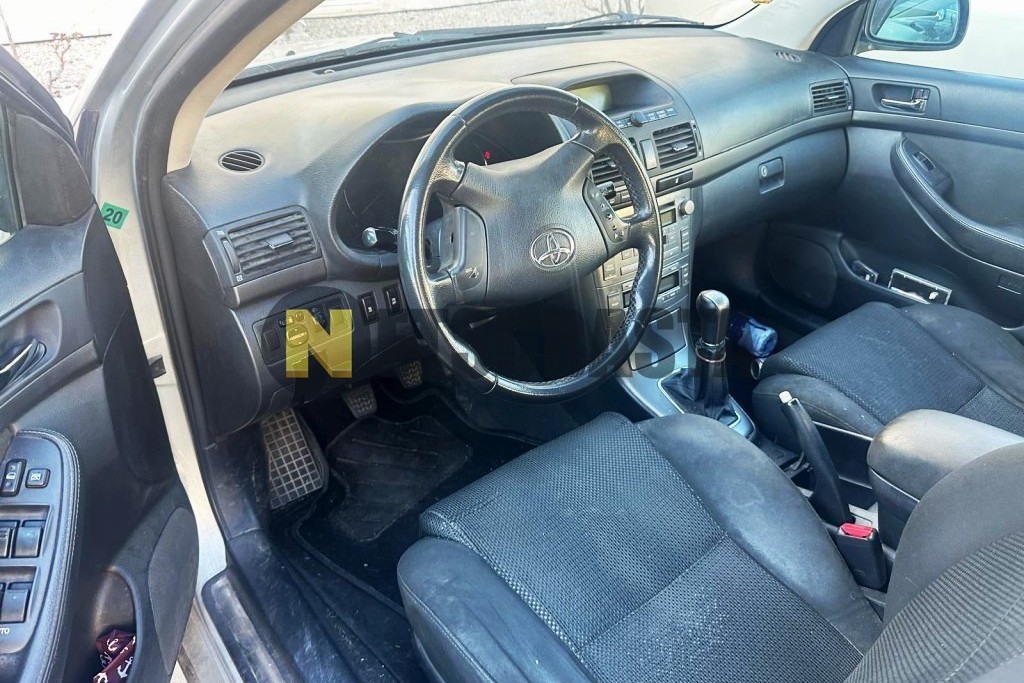 Toyota Avensis 2.0 D-4D 2006