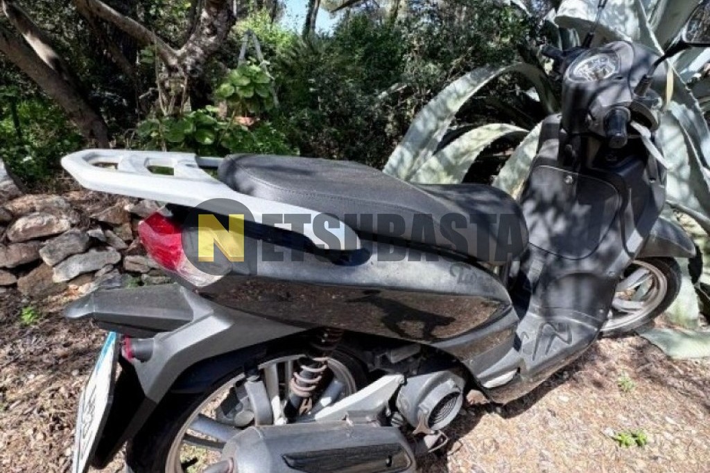 Peugeot TWEET 125 2011