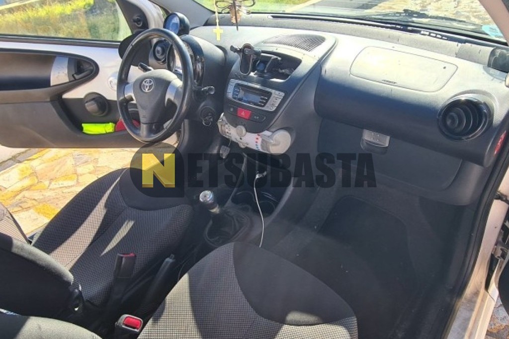 Toyota Aygo 1.0 2012