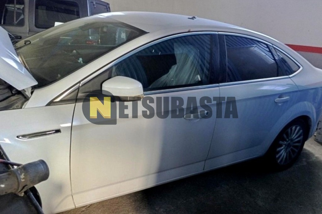 Ford Mondeo 1.6 EcoBoost 2011