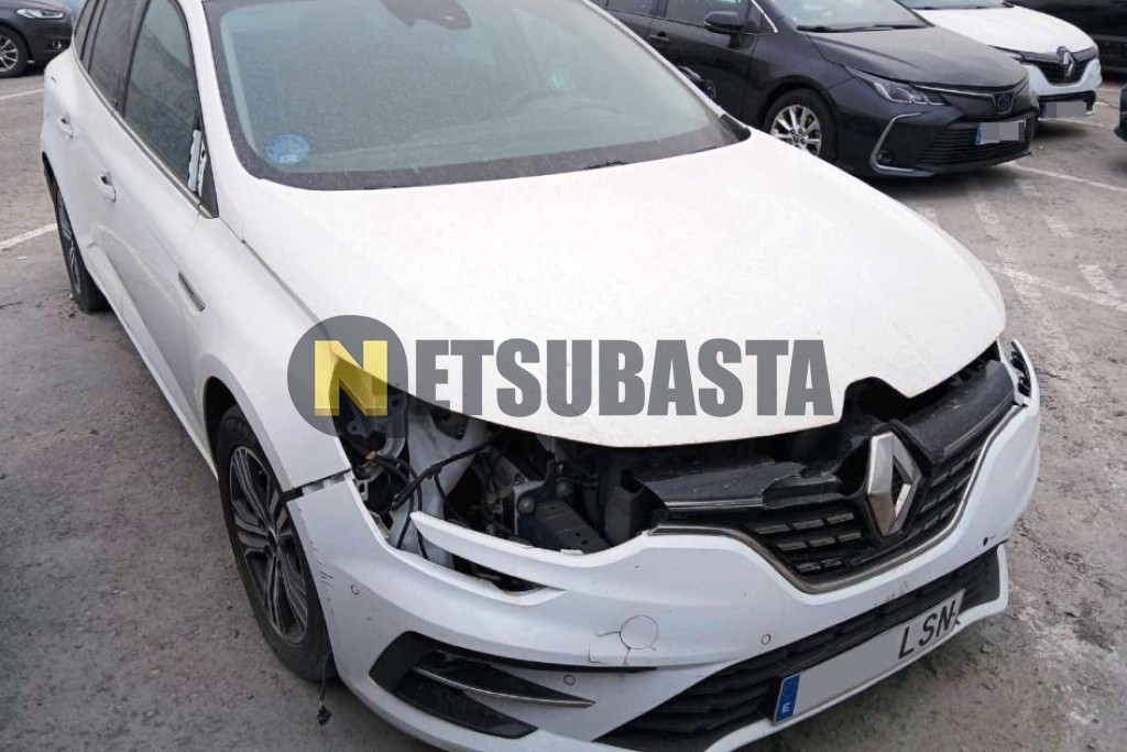 Renault Megane Sport Tourer E-TECH Híbrido enchufable 2021