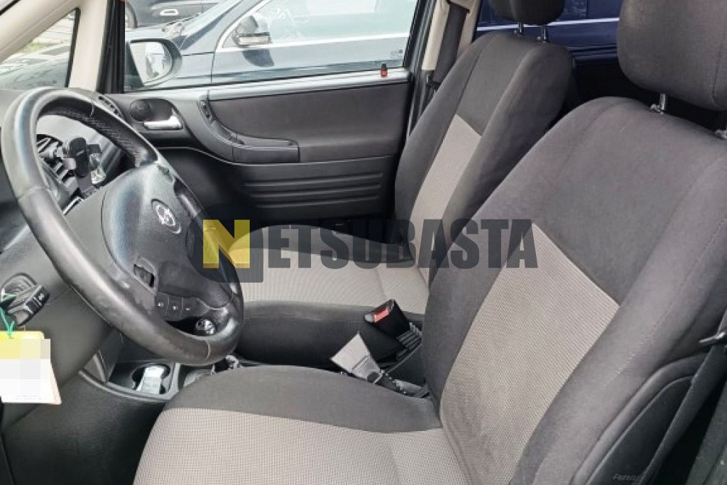 Opel Zafira 2.0 DTi 16V 2005