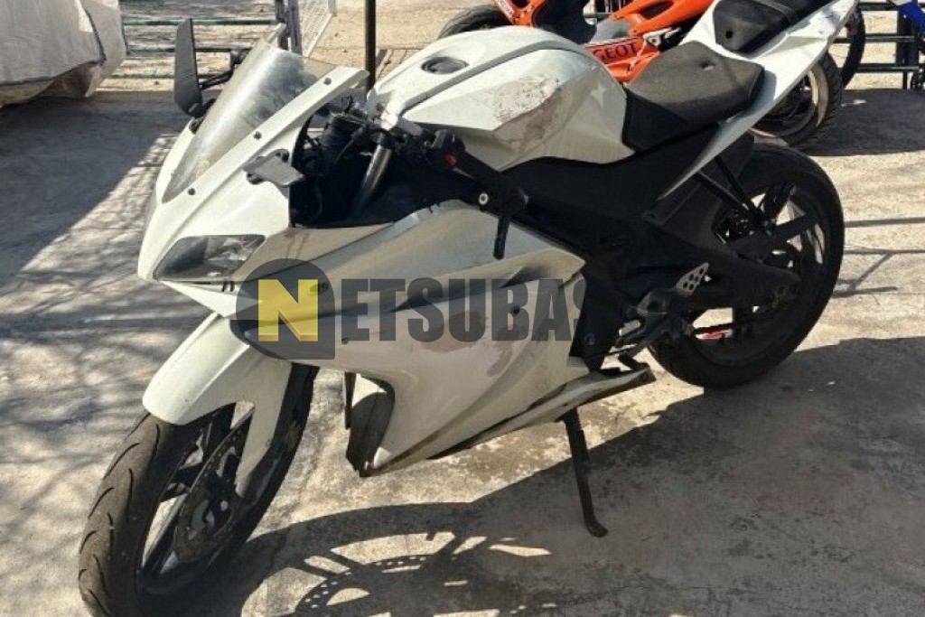 Yamaha YZF R 125 2010