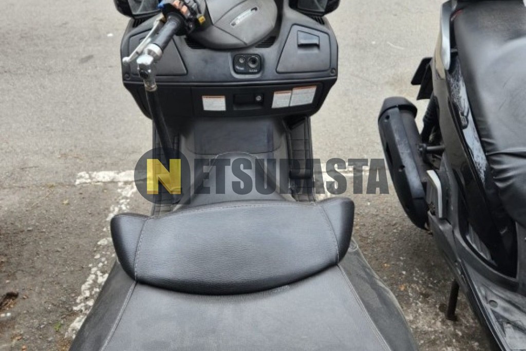 Suzuki BURGMAN 650 Executive 2008