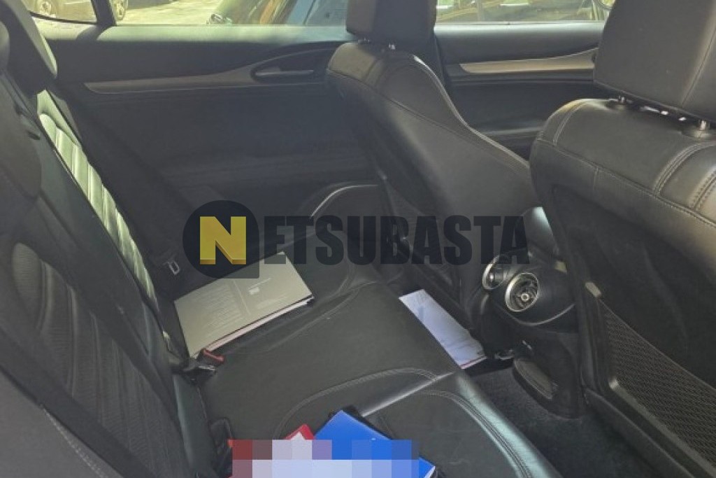 Alfa Romeo Stelvio 2.2 Diesel AT8 Q4 2019