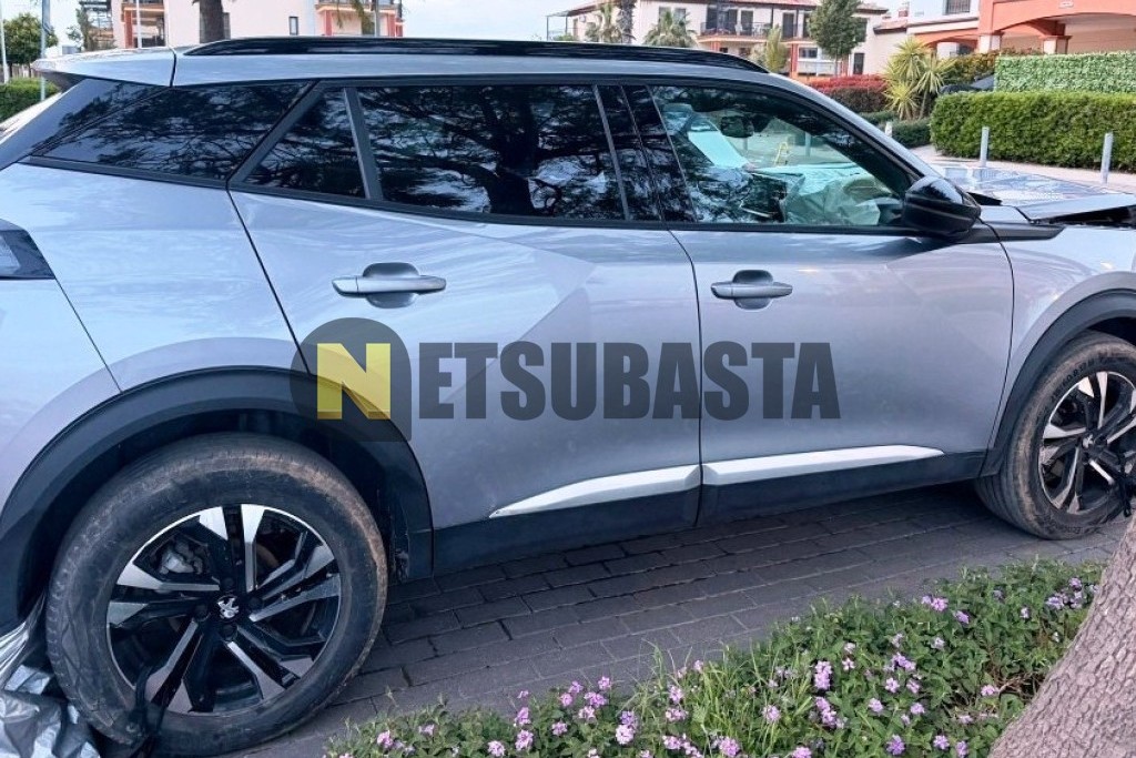 Peugeot 2008 1.2 PureTech 2023