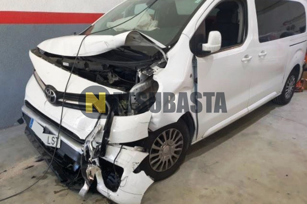 Toyota PROACE Verso 1.5D 2021