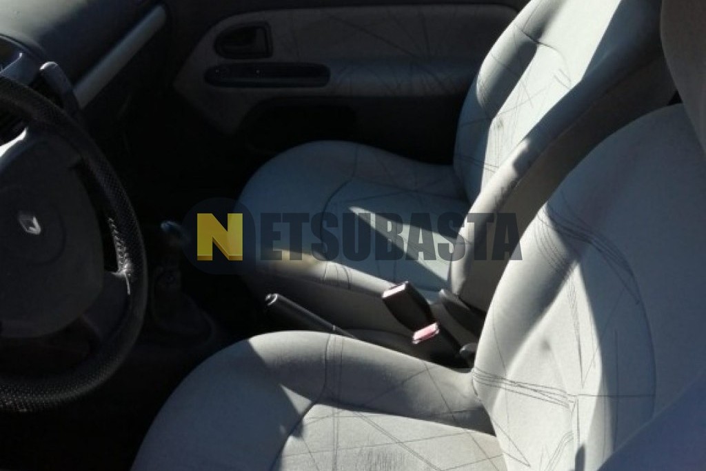 Renault Clio 1.2 2003