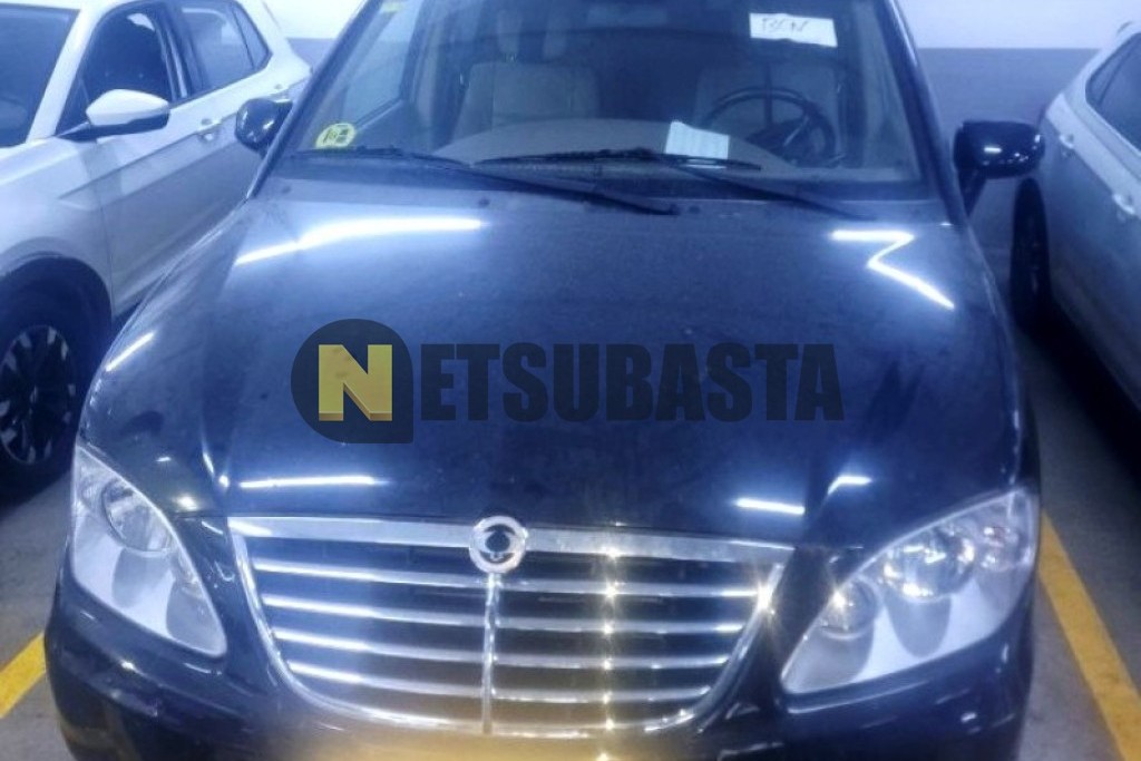 SsangYong Rodius 270Xdi 4x2 2009