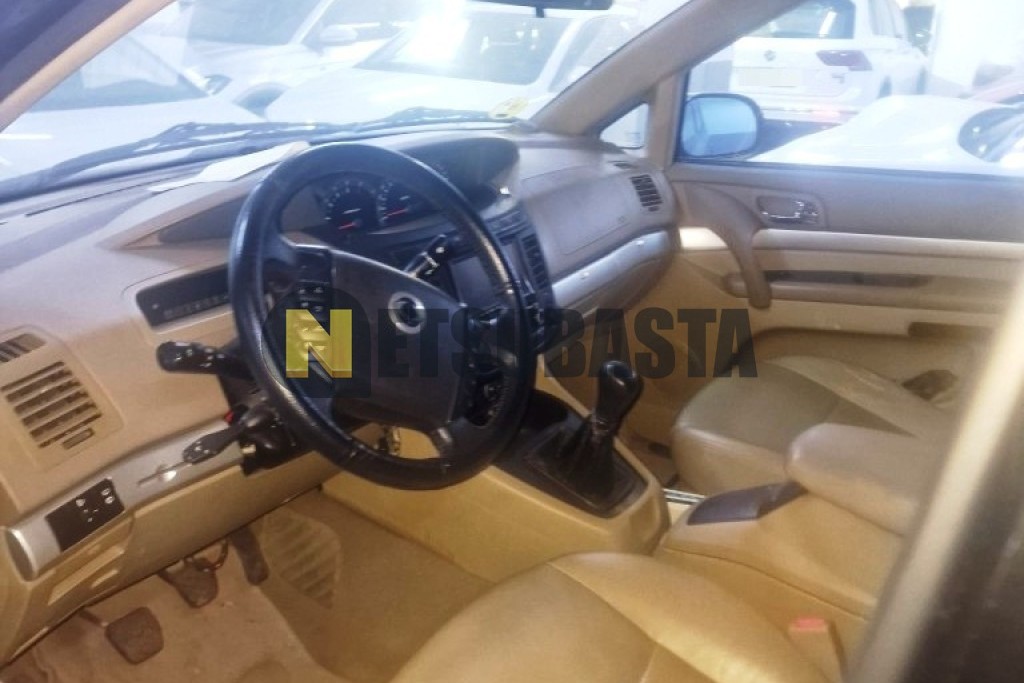 SsangYong Rodius 270Xdi 4x2 2009