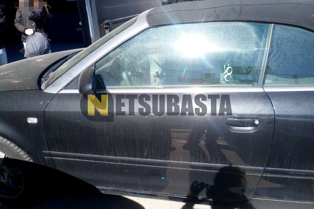 Audi Cabrio 2.4 multitonic 6 vel. 2002