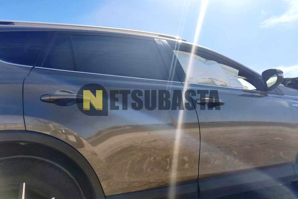 Toyota RAV4 2.5 hybrid 2WD 2017