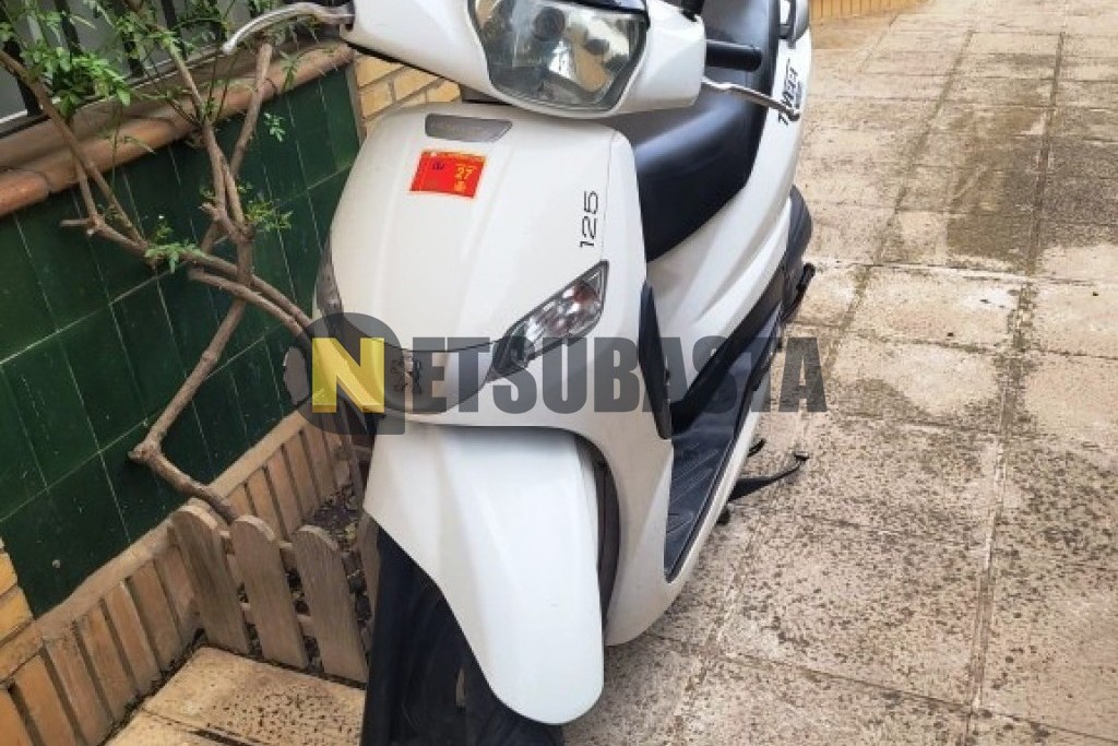 Peugeot Tweet 125 2015