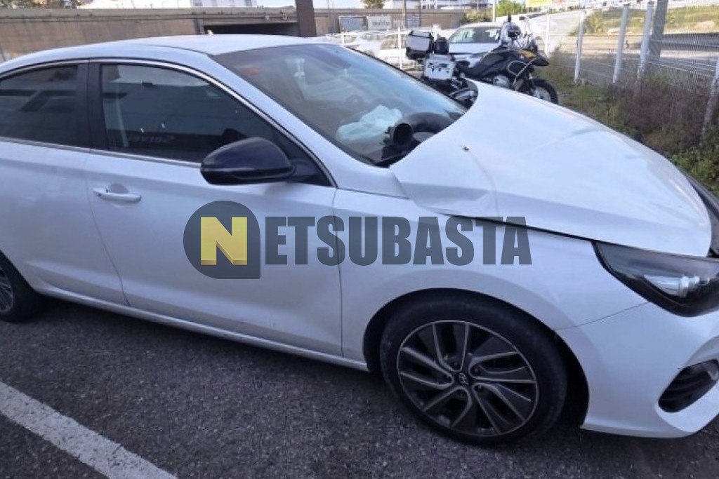 Hyundai i30 Fastback T-GDi 1.4 2019