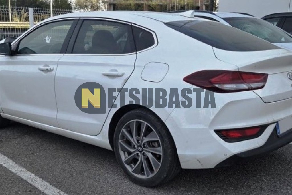 Hyundai i30 Fastback T-GDi 1.4 2019
