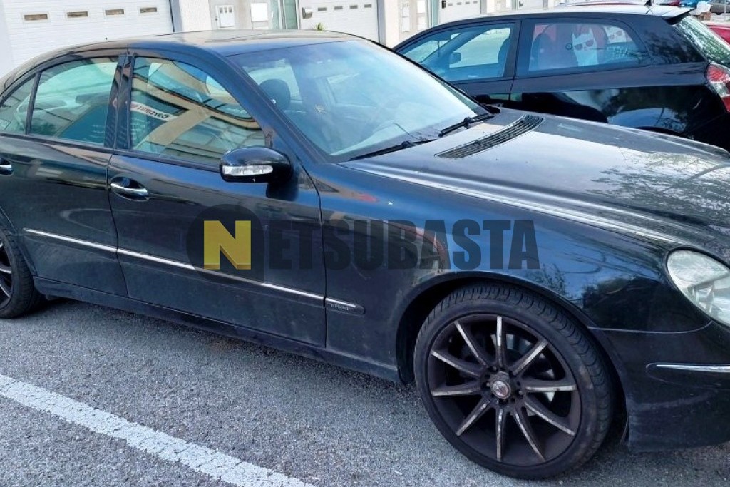 Mercedes-Benz E 220 CDI 2004