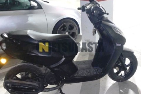 Yamaha YZF R 125 2016