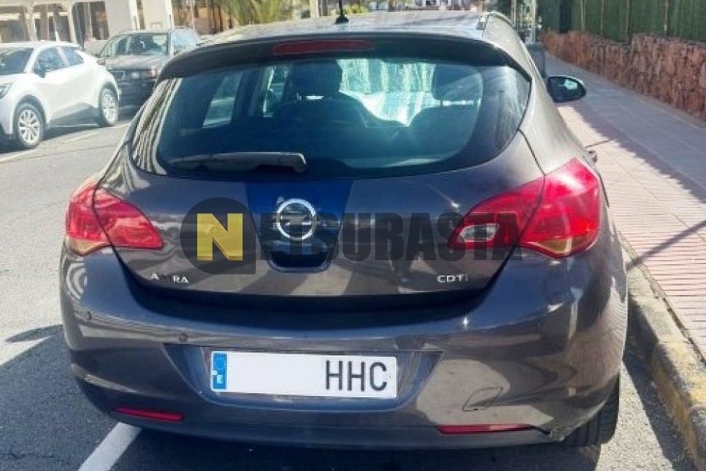 Opel Astra 1.7 CDTi 2011