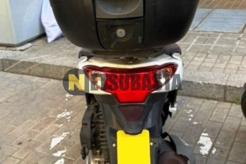 Yamaha YZF R 125 2016