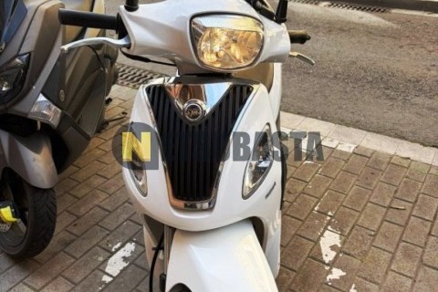 Yamaha YZF R 125 2016