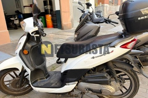 Yamaha YZF R 125 2016