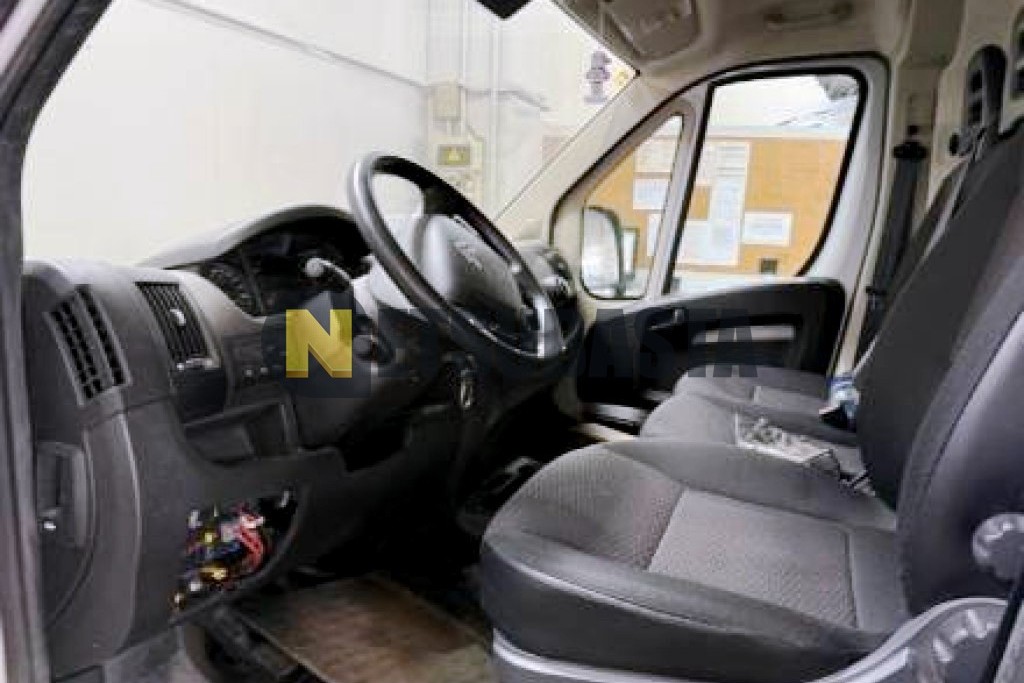 Citroën Jumper Furgon 2.2 BlueHDi 2022