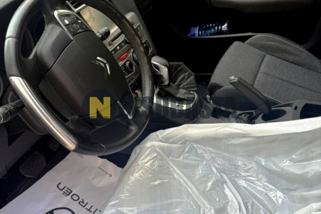 Citroën C4 1.2 PureTech EAT6 2016