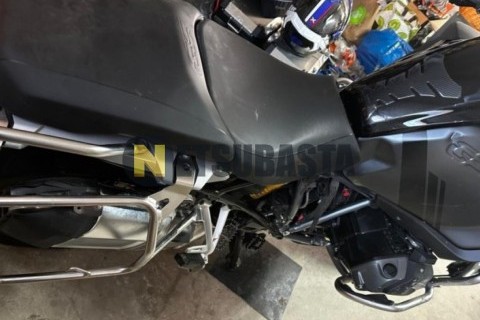 Kawasaki Z900RS 2023