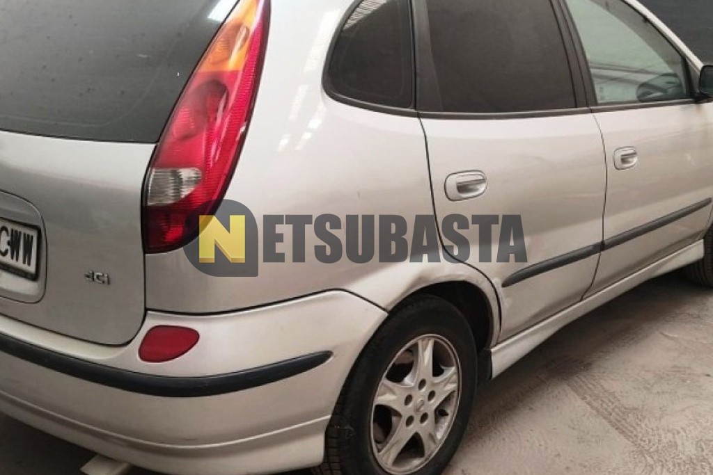 Nissan Almera Tino 2.2 dCi 2004