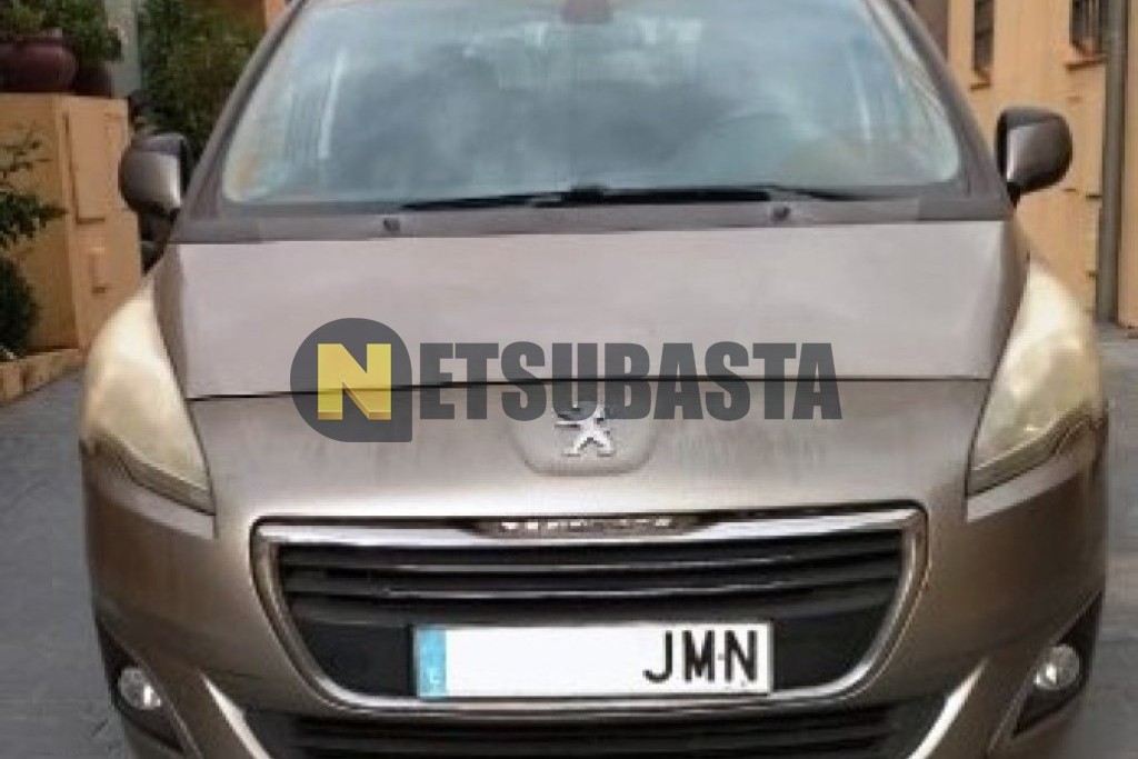 Peugeot 5008 1.6 BlueHDi 2016