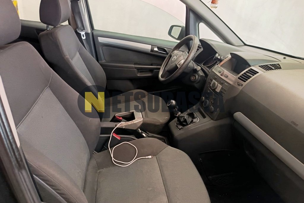 Opel Zafira 1.9 CDTi 8v 2006