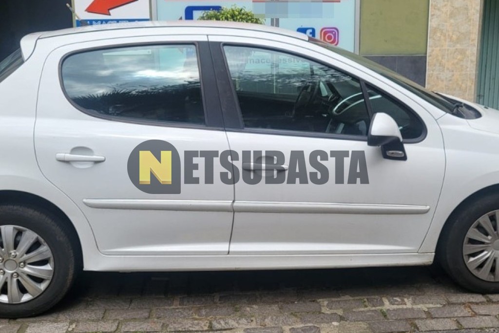Peugeot 207 1.4 VTi 2011