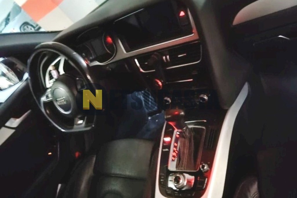 Audi A4 Avant 2.0 TDI quattro S tronic 2013