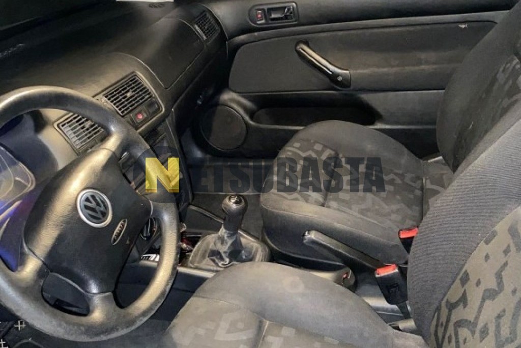 Volkswagen Golf 1.6 1998