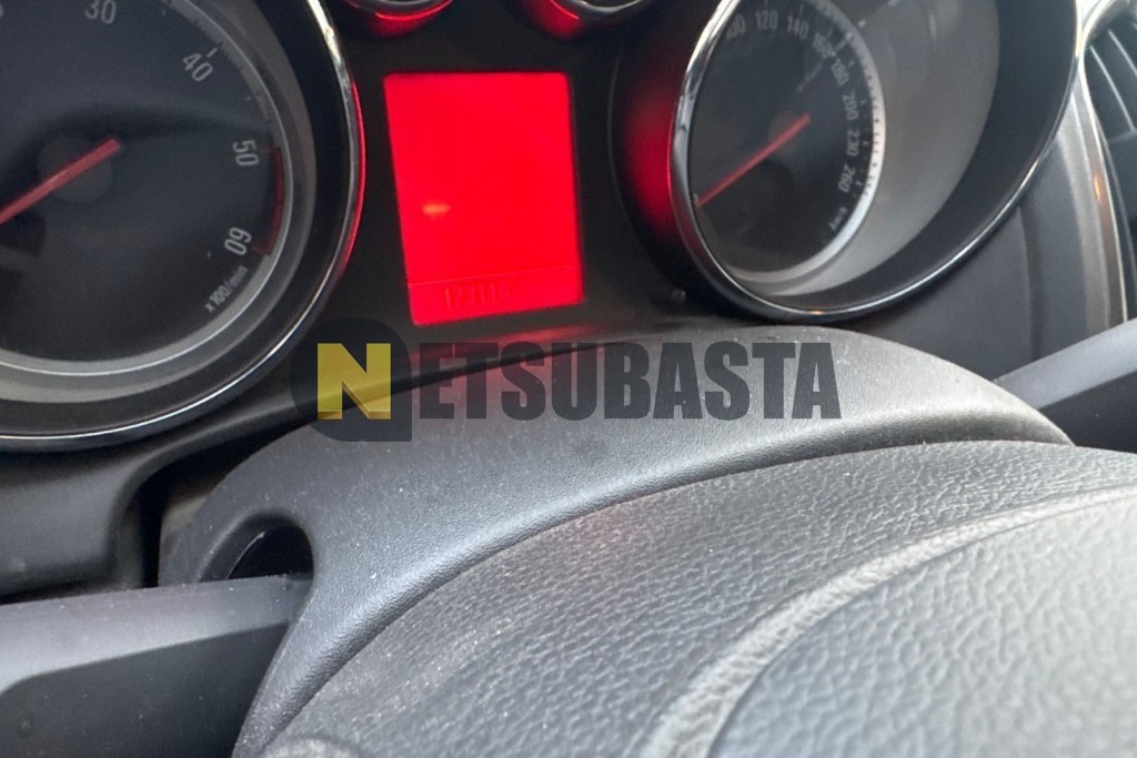 Opel Astra 1.7 CDTI 2012