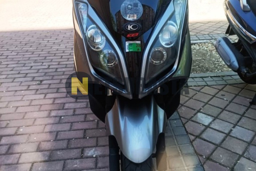 Kymco Super Dink 300i 2011