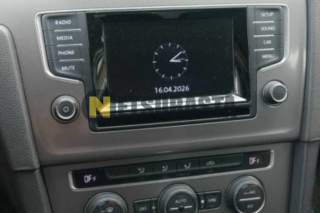 Volkswagen Golf 1.6 TDI CR DSG 7 vel. 2013