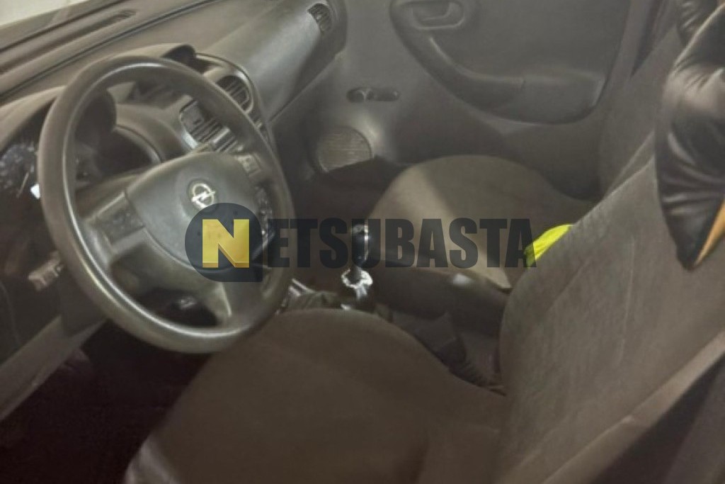 Opel Corsa 1.0 12v 2002