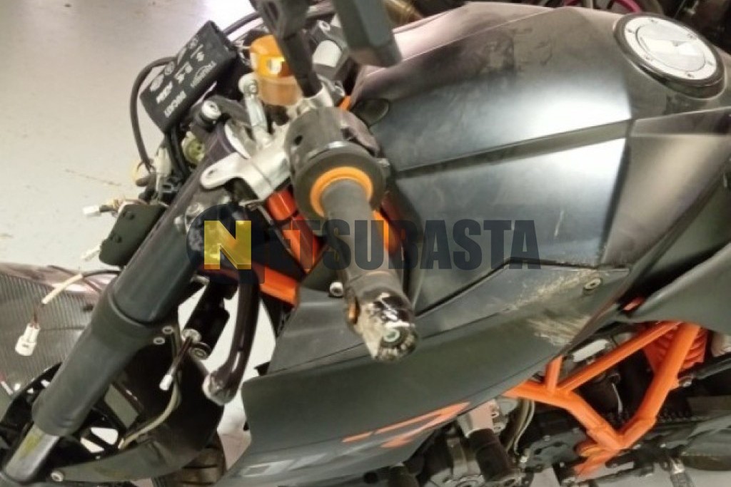 KTM 990 SUPER DUKE R 2012