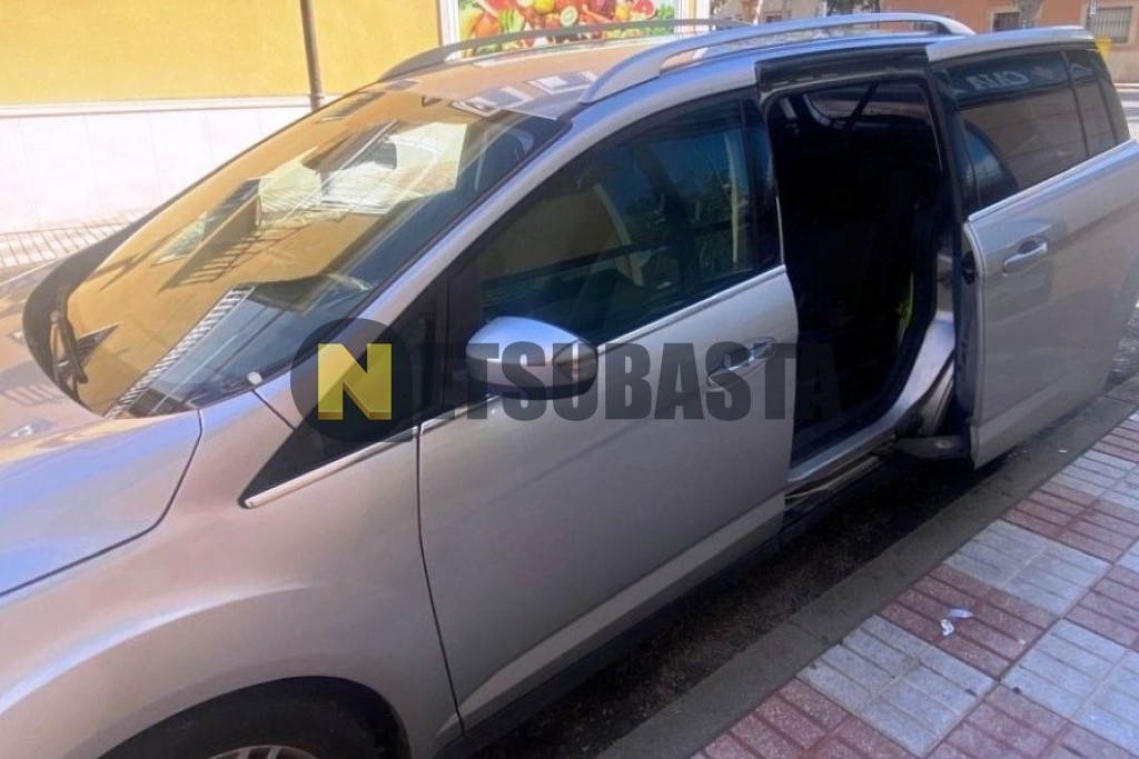 Ford Grand C-MAX 1.6 TDCi 2013