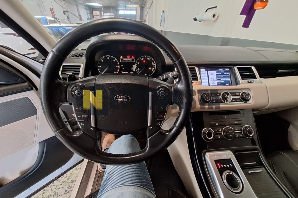 Land-Rover Ranger Rover Sport 3.0 SDV6 2013