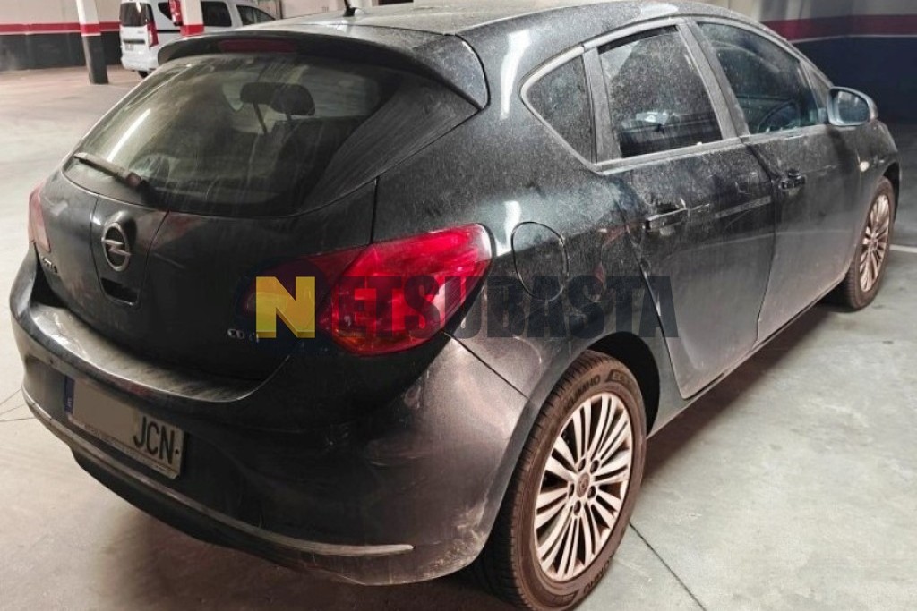 Opel Astra 1.6 CDTi 2015