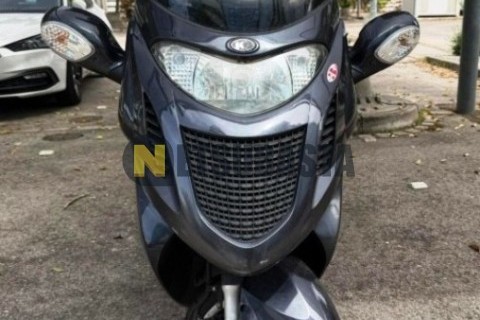 Yamaha XMAX 250 2011